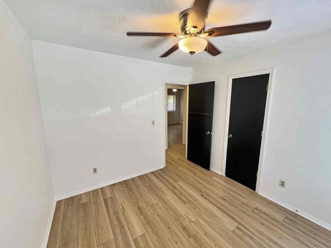 Building Photo - Fantastic 3 BR/ 2.5 BA Home in Kennesaw!