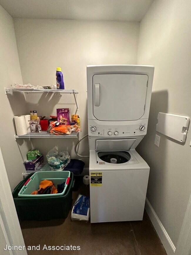 Building Photo - 4 br, 4 bath House - 954 MLK Parkway