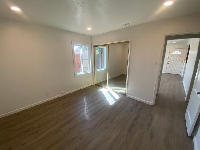 Building Photo - Completely Remodeled 2 Bed, 1 Bath with Garage and Large Yard!