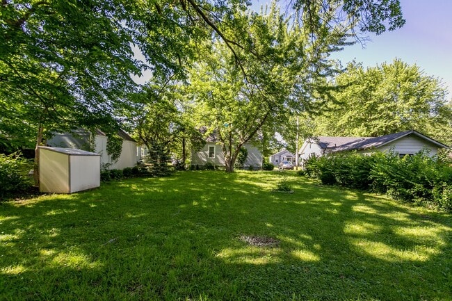 Building Photo - Cute, central columbia home for rent!