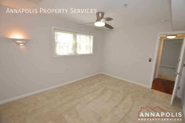 Building Photo - 1117 Primrose Ct