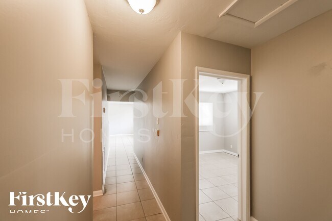 Building Photo - 1236 NW 18th St