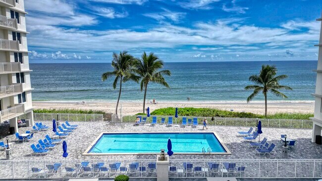 Building Photo - 3215 S Ocean Blvd