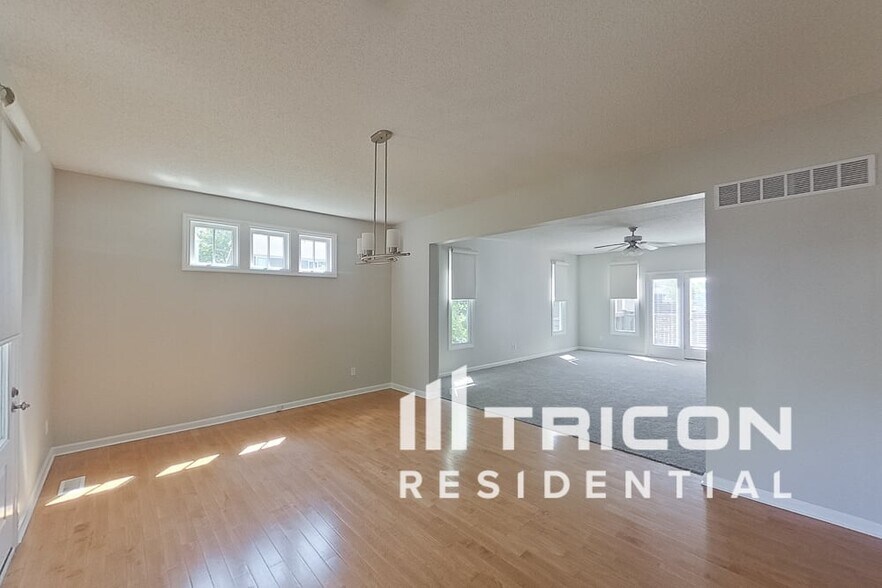 Building Photo - 3441 Mackey Wherry St