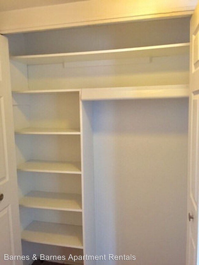 Building Photo - 760 Jenness St