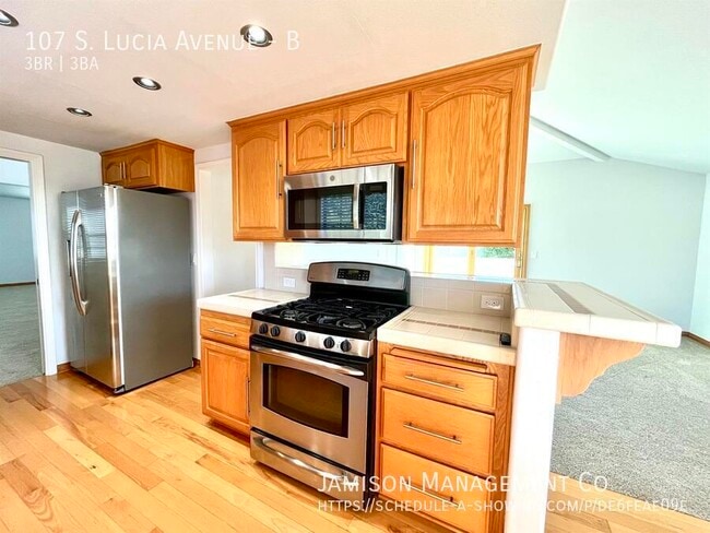 Building Photo - 107 S Lucia Ave