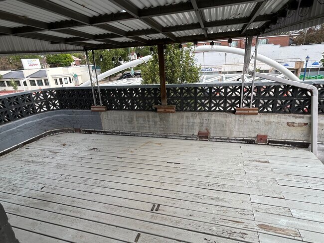 Building Photo - 2911 E Colfax Ave