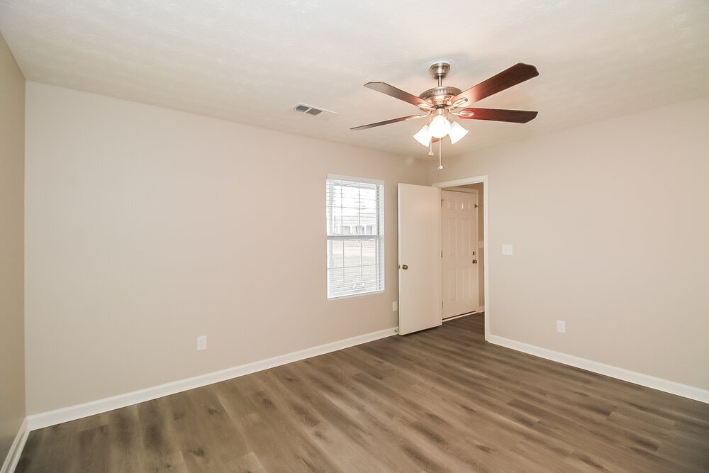 Building Photo - 5431 Staunton Way