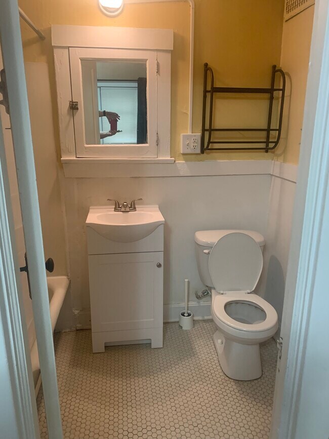 Building Photo - 1343 Tennessee St