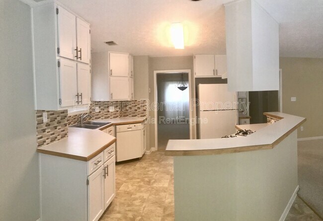 Building Photo - 1020 Twin Brook Ct NW
