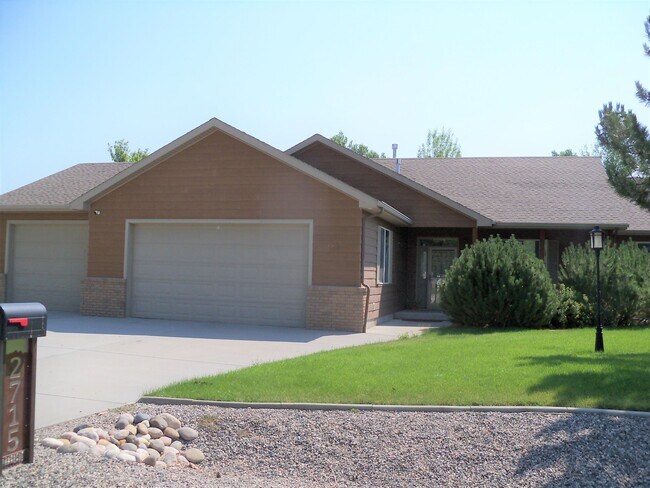 Building Photo - 2715 Westfork Ln