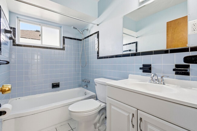 Building Photo - 24609 Flower Ave