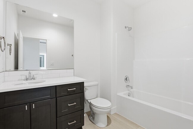 Building Photo - 639 Creative Way