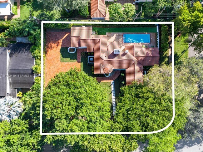 Building Photo - 3519 Toledo St