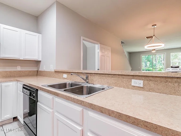 Building Photo - 5924 Bartram Village Dr
