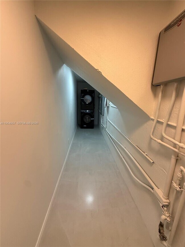 Building Photo - 525 Beacom Blvd