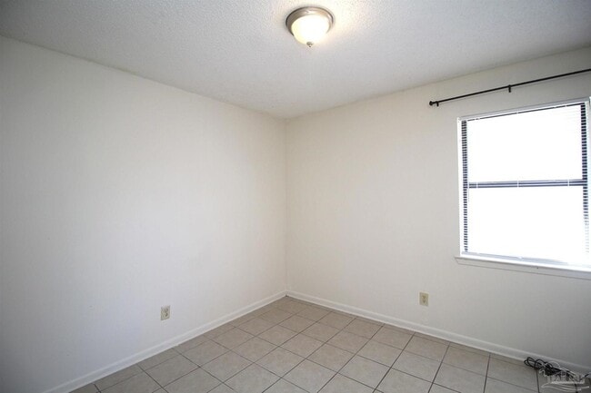 Building Photo - 5205 Charbar Dr