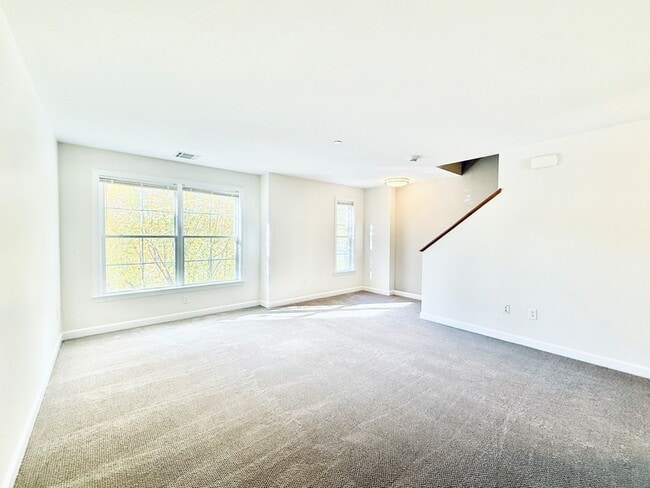 Building Photo - 72 Merrell Ave