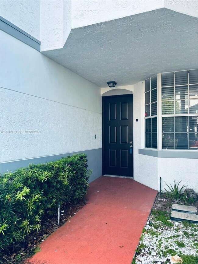 Building Photo - 715 SW 148th Ave