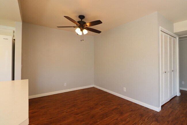Building Photo - Creekside Nipomo Home