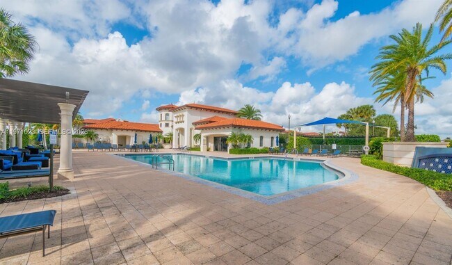 Building Photo - 11351 SW 15th St