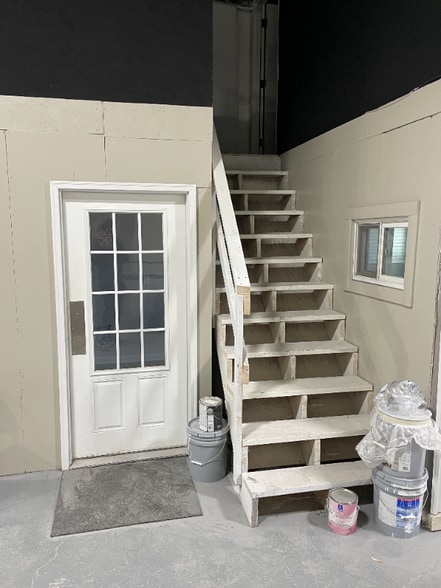 Building Photo - 14621 Grover St