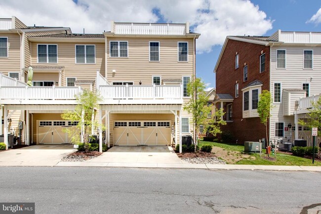 Building Photo - 2612 Maple Rock Rd