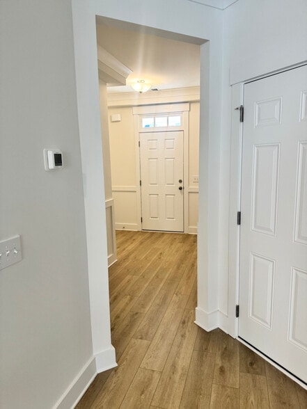 Building Photo - 605 Wetherbrooke Way