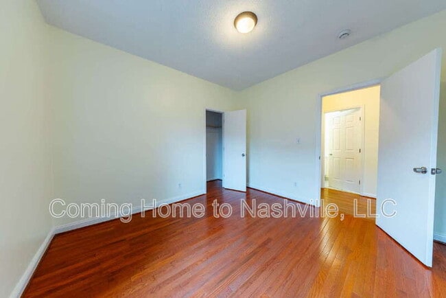 Building Photo - 605 S 11th St