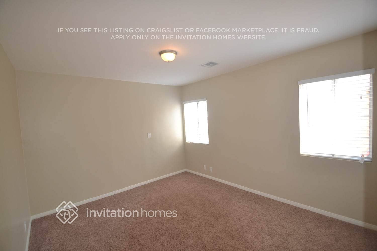 Building Photo - 2007 7th St