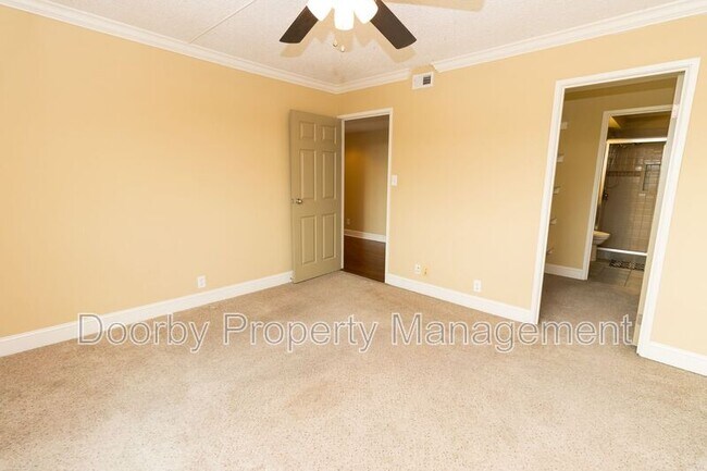 Building Photo - 1131 Stringers Ridge Rd