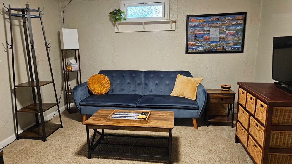 Building Photo - 1708 15th Ave