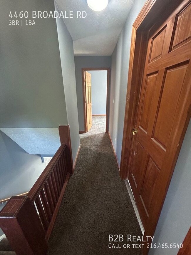 Building Photo - 4460 Broadale Rd