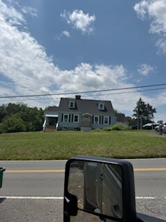 Primary Photo - 519 Mechanic St
