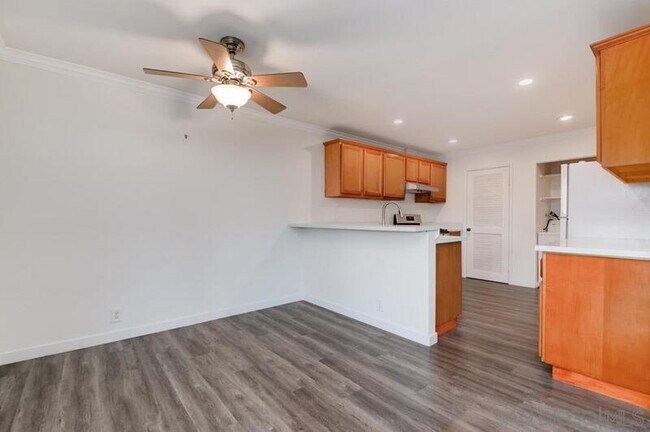 Building Photo - 6844 Panamint Row