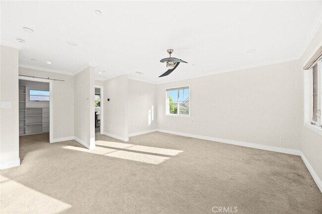 Building Photo - 416 N Altura Rd