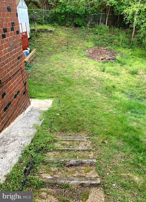 Building Photo - 9358 Neil Rd