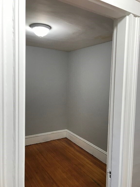 Building Photo - 41 Fellsway E