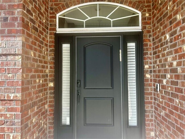 Building Photo - 6248 SW 48th Ave