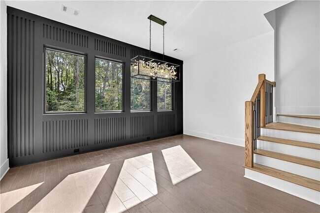 Building Photo - 127 Deer Cyn Dr