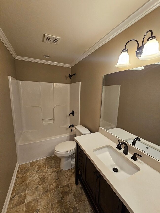 Building Photo - 3 Bedroom, 2 Bath home.