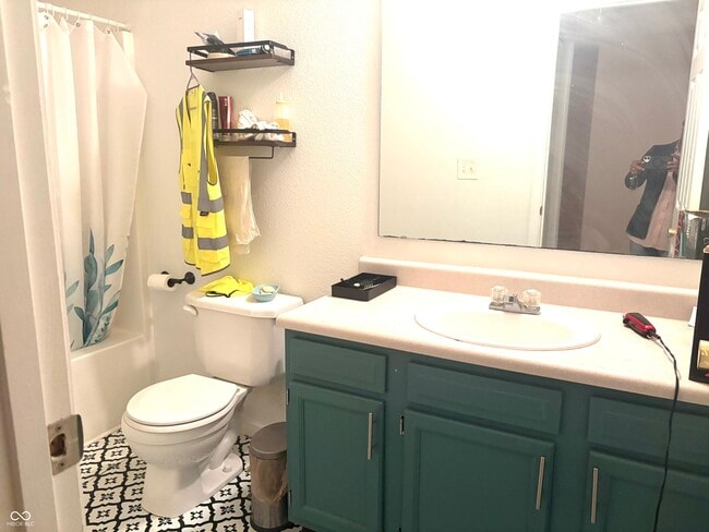 Building Photo - 8127 Maple Stream Blvd