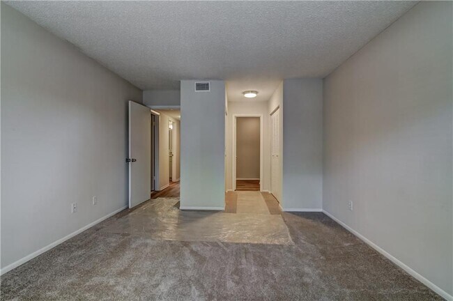 Building Photo - 123 Fair Haven Way