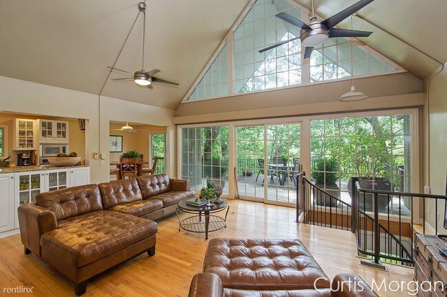 Building Photo - 3 br, 3.5 bath House - 201 Honey Creek Ave NE