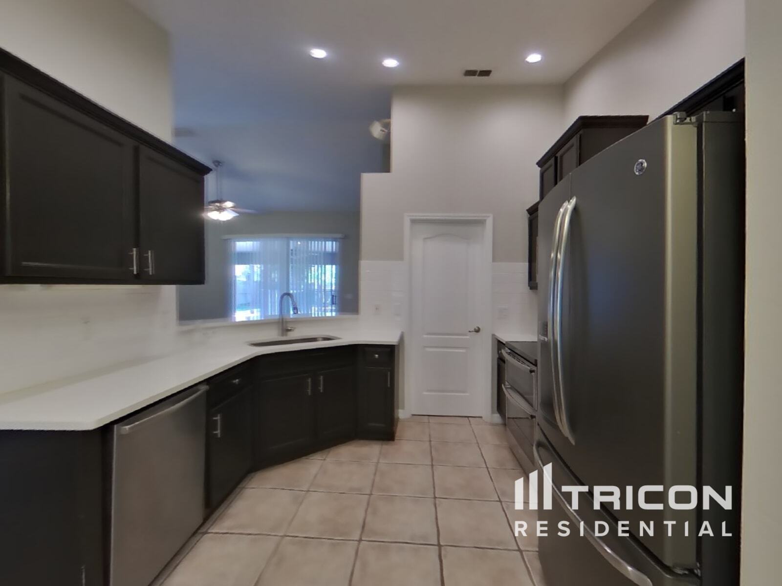 Building Photo - 1427 Brayton Cir