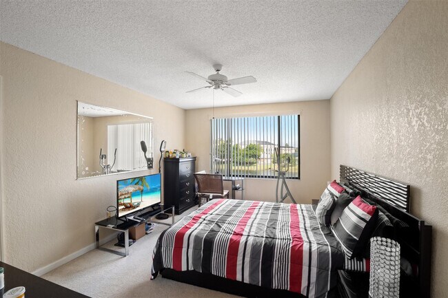 Building Photo - 9783 N Belfort Cir