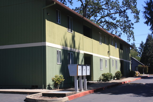 Building Photo - Ford Street Court