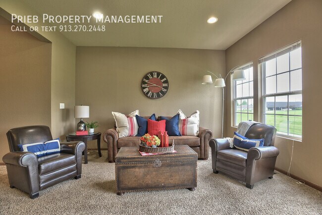 Building Photo - 856 S Woodson Ct
