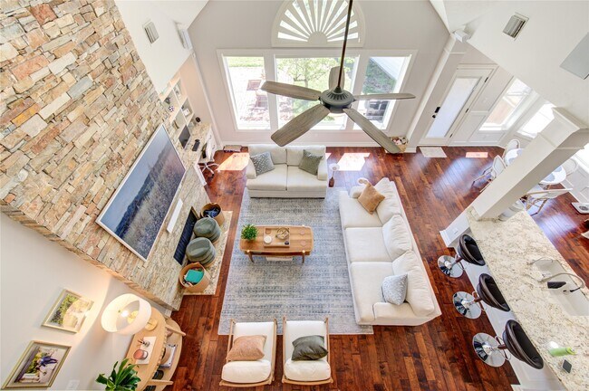 Building Photo - 12503 Whispering Sands Ct