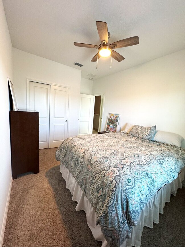 Building Photo - 3 BR/  2.5 BA  Townhome - ANNIES WALK